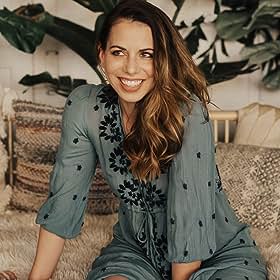 Laura Bailey Laura Bailey