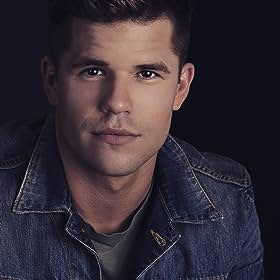 Charlie Carver Charlie Carver