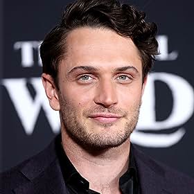 Colin Woodell Colin Woodell